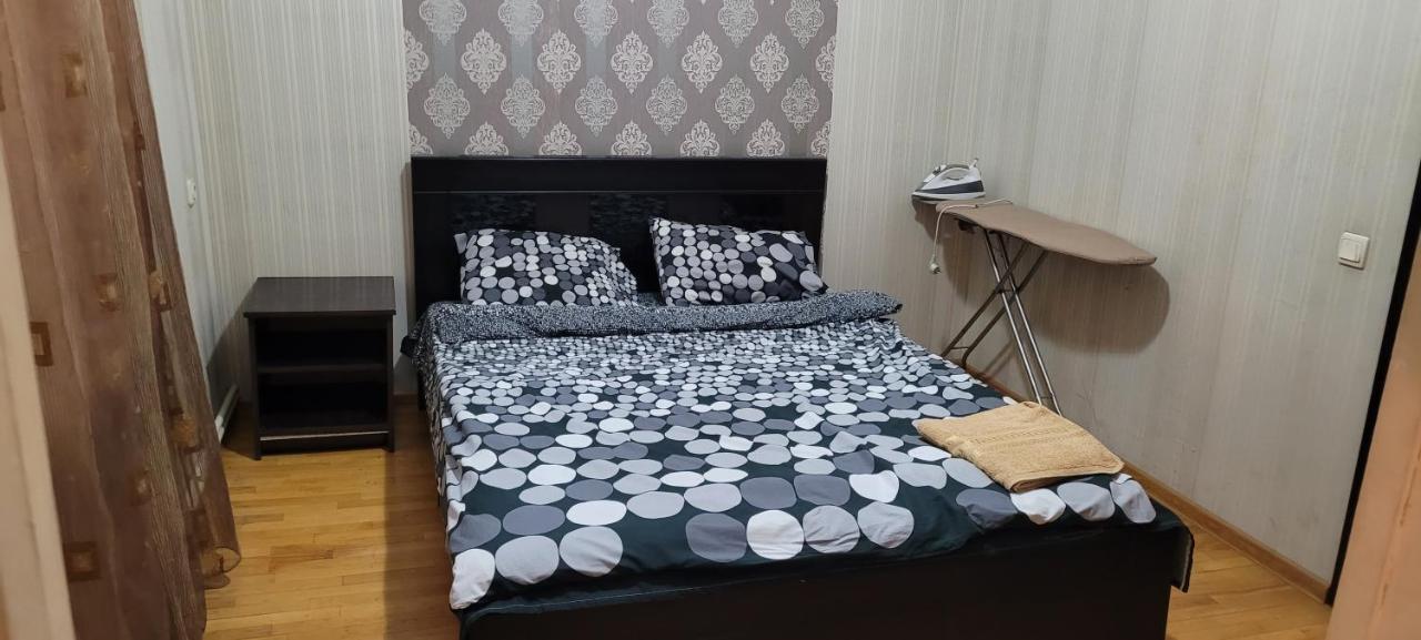 Kiev Hostel Tbilisi Eksteriør bilde