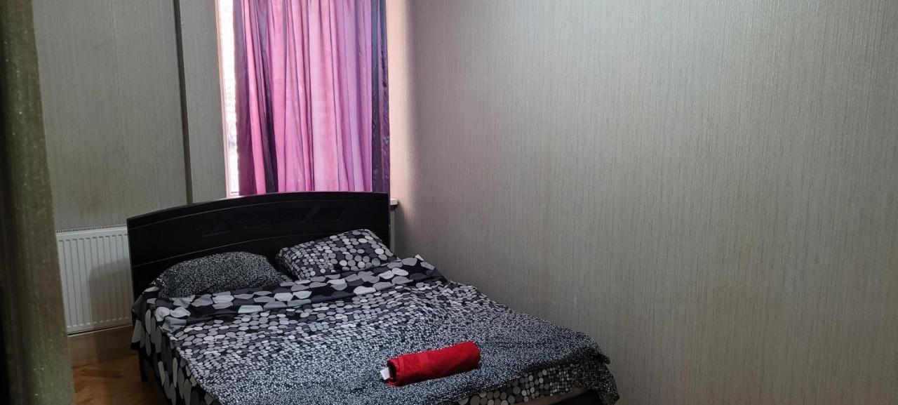 Kiev Hostel Tbilisi Eksteriør bilde