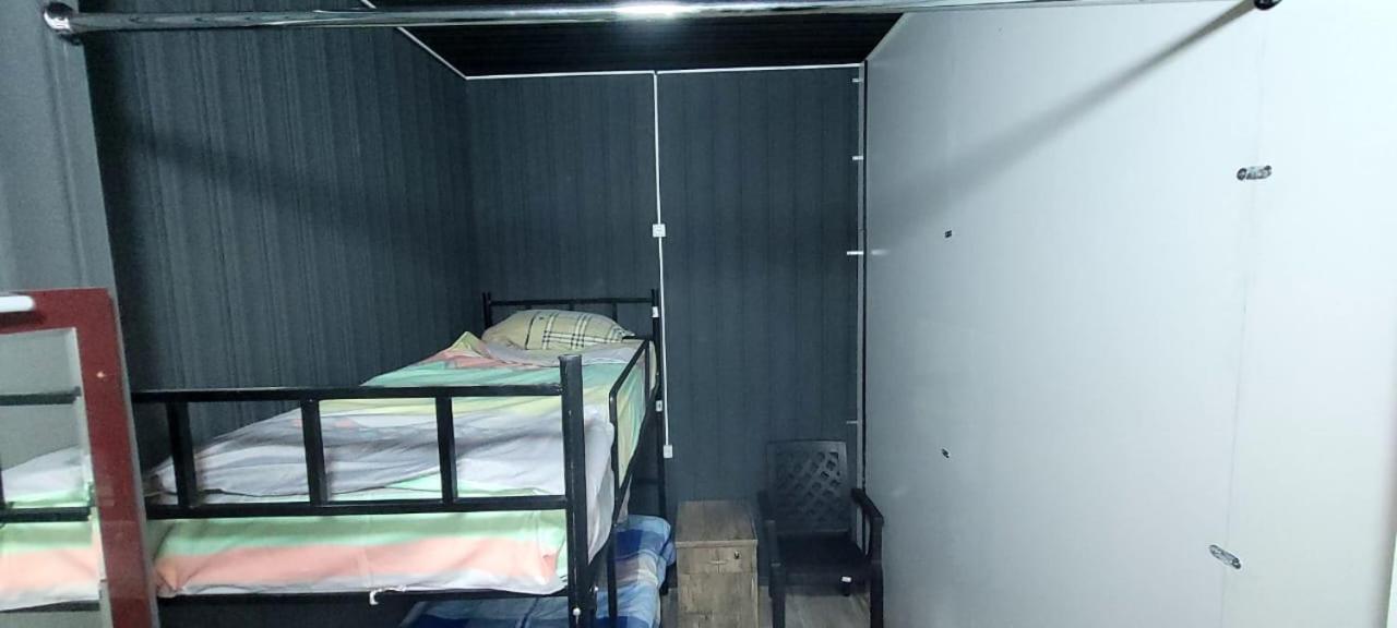 Kiev Hostel Tbilisi Eksteriør bilde