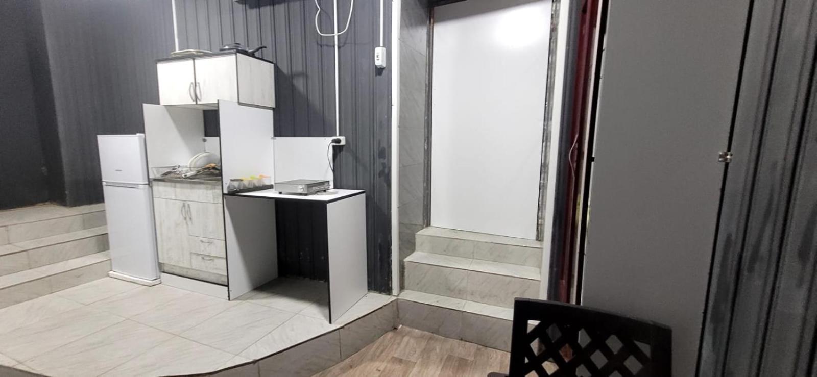 Kiev Hostel Tbilisi Eksteriør bilde