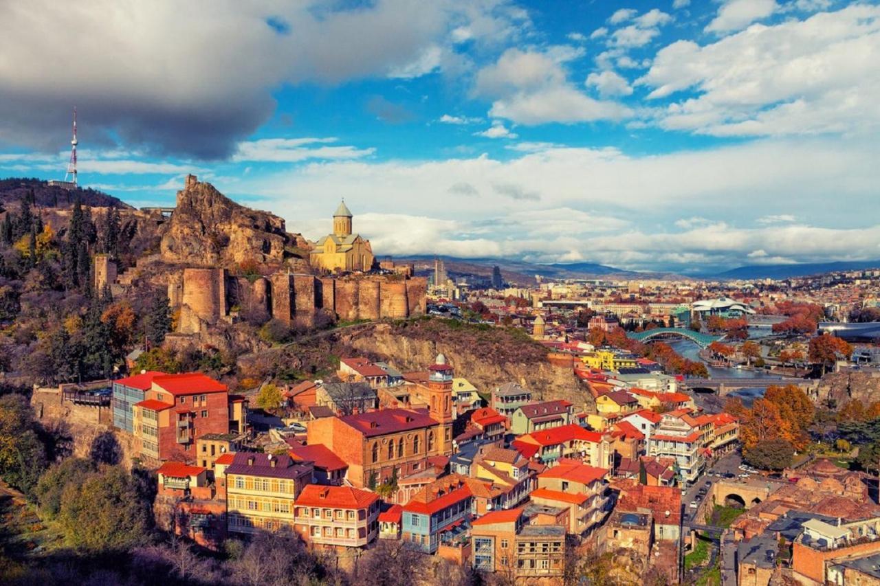 Kiev Hostel Tbilisi Eksteriør bilde