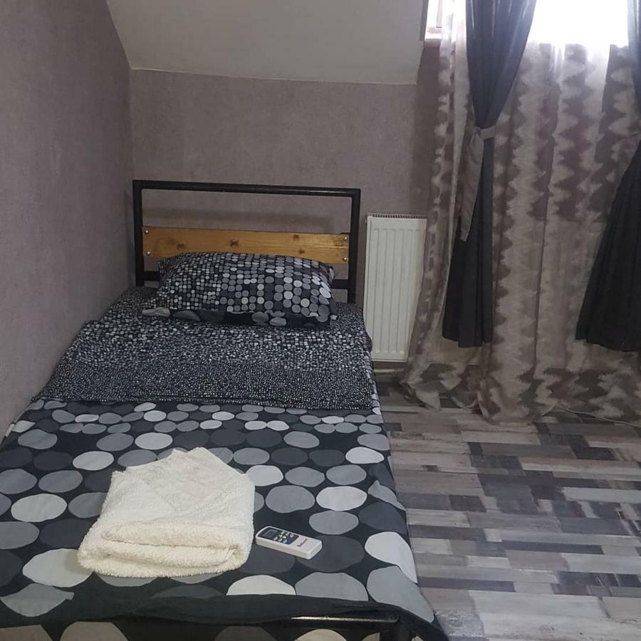 Kiev Hostel Tbilisi Eksteriør bilde
